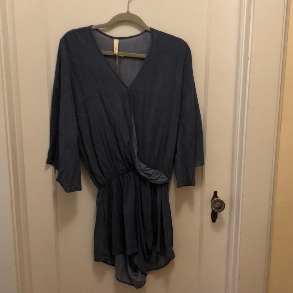 Romper - Picture 2 of 3